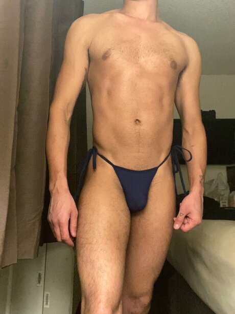 Naken läckt OnlyFans-bild av Carson Cruise