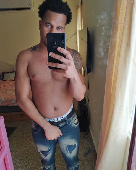 Naken läckt OnlyFans-bild av Brocha007