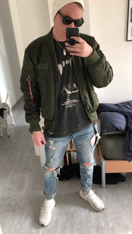Naken läckt OnlyFans-bild av Medicus
