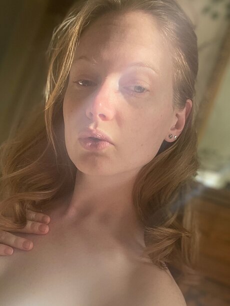 Nacktes geleaktes OnlyFans-Foto von    