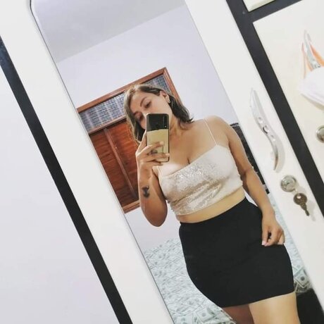Naken läckt OnlyFans-bild av Danimichelkal