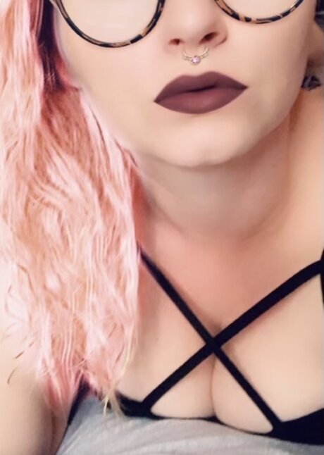 Alaston vuotanut OnlyFans-kuva Islandbabe