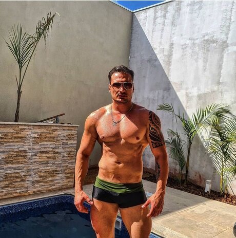 Naken läckt OnlyFans-bild av Felipe