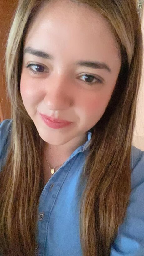 Обнаженная фотография утечки OnlyFans от Maytee Badillo Lpez