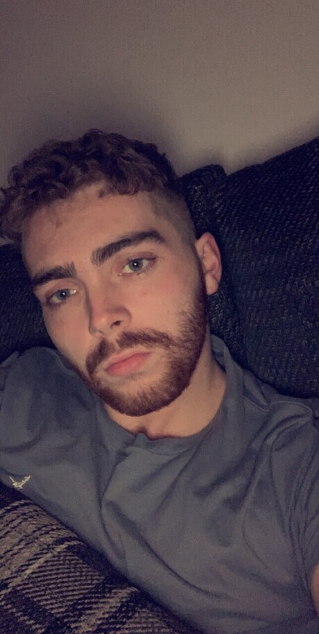 Naken läckt OnlyFans-bild av Eddie Wood