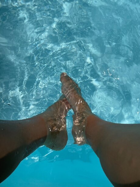 Naken läckt OnlyFans-bild av Feet