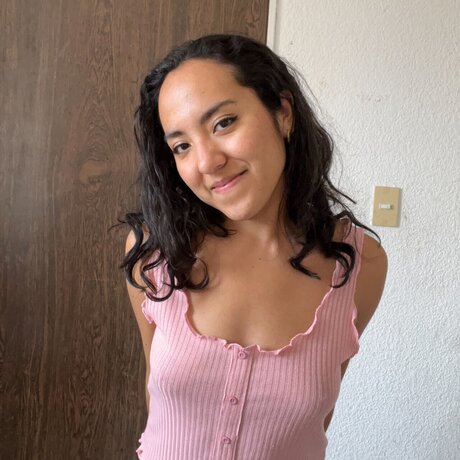 Naken läckt OnlyFans-bild av Luna Castillo