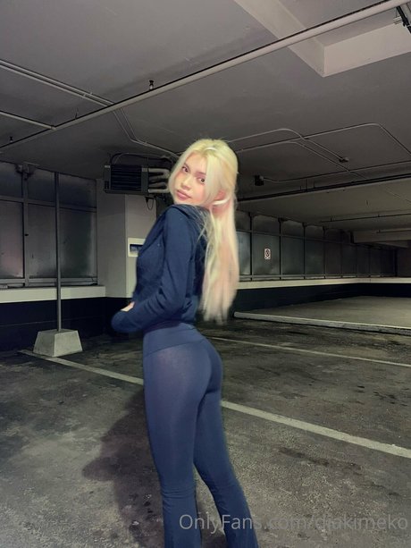 Naakte gelekte OnlyFans-foto van Diakimeko