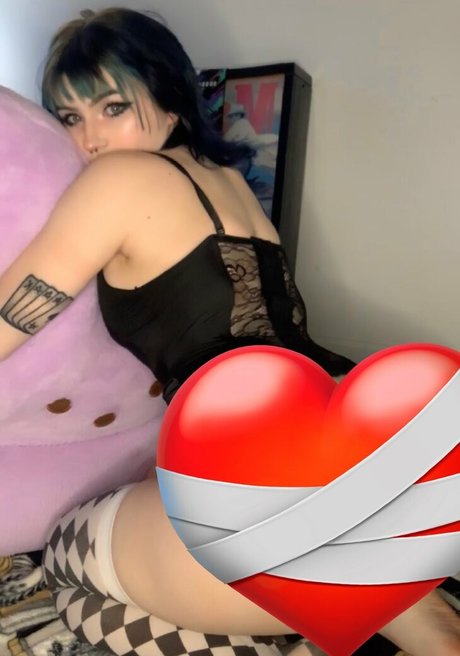 Nacktes geleaktes OnlyFans-Foto von Juliette