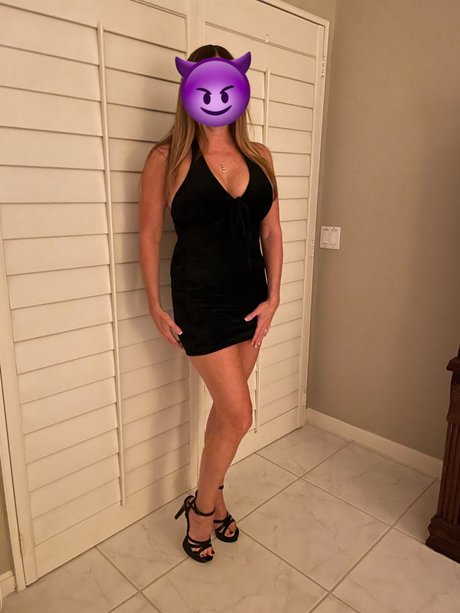 Alaston vuotanut OnlyFans-kuva The Cuck Couple