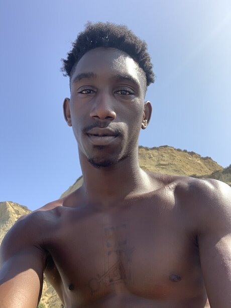 Naken läckt OnlyFans-bild av Thebroswampy