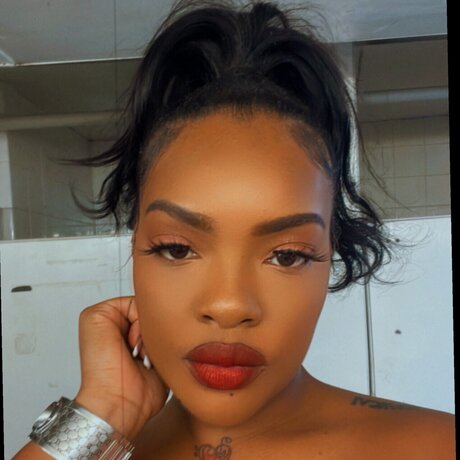 Foto nua vazada do OnlyFans de Clarity 