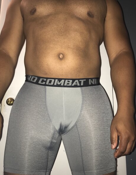 Foto nua vazada do OnlyFans de Phil
