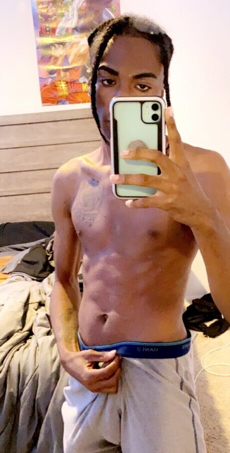 Naken läckt OnlyFans-bild av Peter 