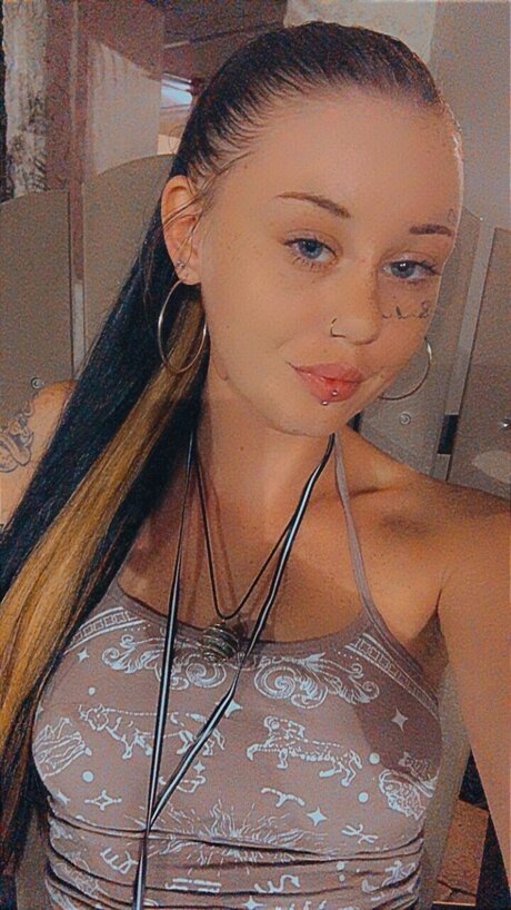 Обнаженная фотография утечки OnlyFans от Lexie