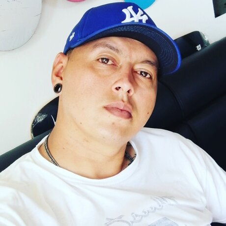 Naken läckt OnlyFans-bild av Harry Montoya