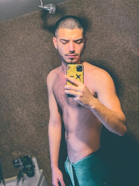 Naken läckt OnlyFans-bild av Joaquin
