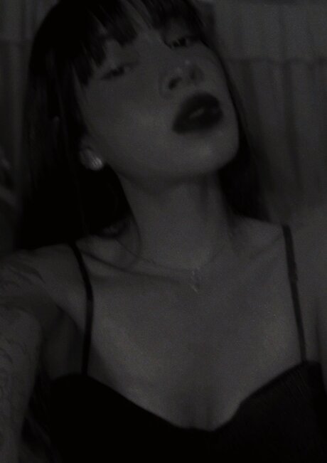 Naken läckt OnlyFans-bild av Rose