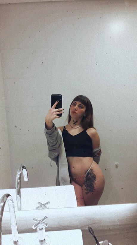 Photo nue de fuite OnlyFans de Candela Sills