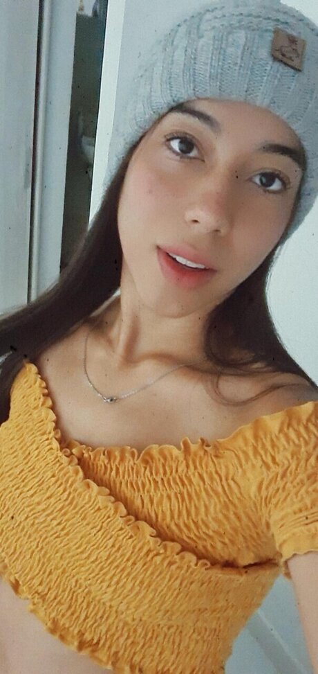 Alaston vuotanut OnlyFans-kuva Camila Gomez B