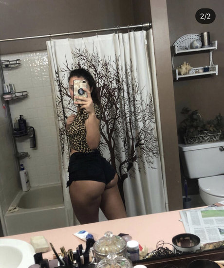 Naken läckt OnlyFans-bild av Lee1022