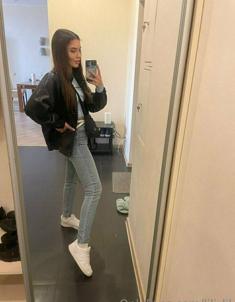 Nacktes geleaktes OnlyFans-Foto von Vikaua