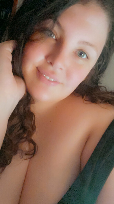 Обнаженная фотография утечки OnlyFans от Athoughtfulthot