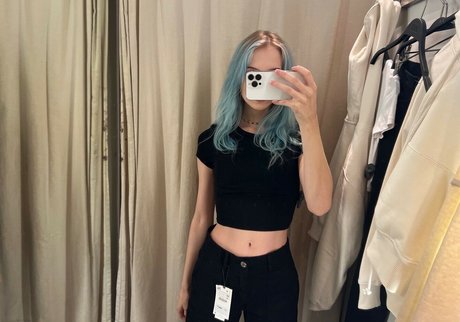 Nagie wyciekłe zdjęcie OnlyFans od Apollolol