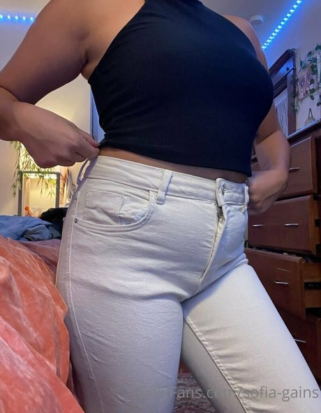 Nacktes geleaktes OnlyFans-Foto von Sofiagains