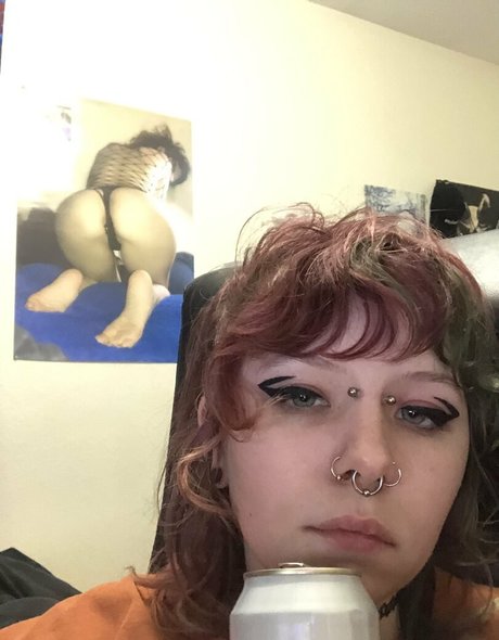 Sentientwaifu