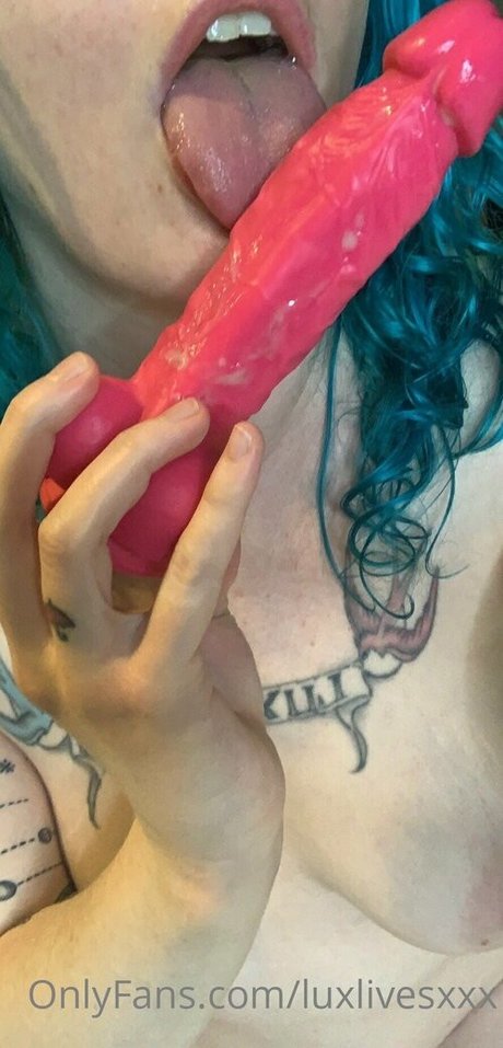 Alasti lekkinud OnlyFans-i pilt Luxlivesxxx