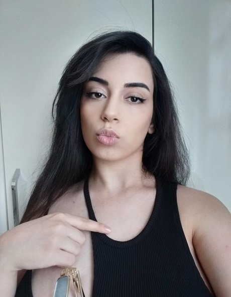 Alasti lekkinud OnlyFans-i pilt Naturabody