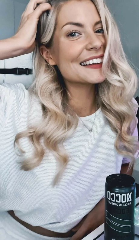 Foto di nudo di fuga di OnlyFans di Laura Nieminen