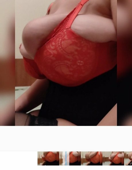 Alaston vuotanut OnlyFans-kuva Maria Marine
