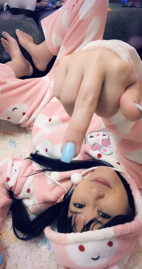 Naken lekkede OnlyFans-bilde av Pandagrlxxx