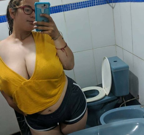 Naken läckt OnlyFans-bild av Abigail Ferreira