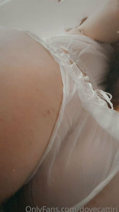 Dovecattiri OnlyFans泄露裸照
