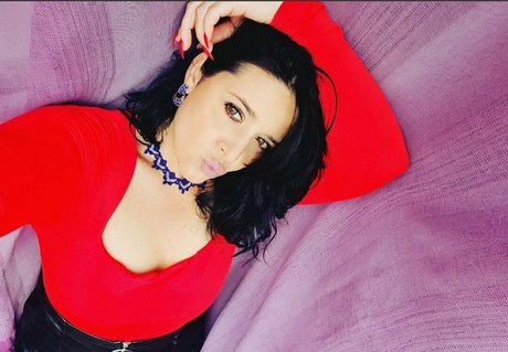 Hotsexymommy69