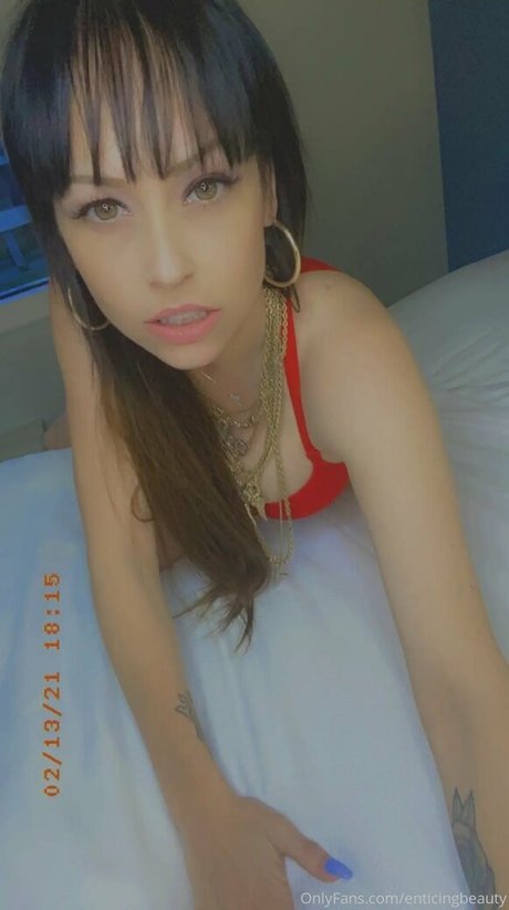 Nagie wyciekłe zdjęcie OnlyFans od Enticingbeauty