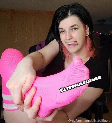 Alasti lekkinud OnlyFans-i pilt Blissfulflower