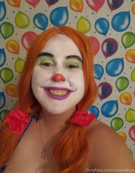 Nacktes geleaktes OnlyFans-Foto von Clowndivax