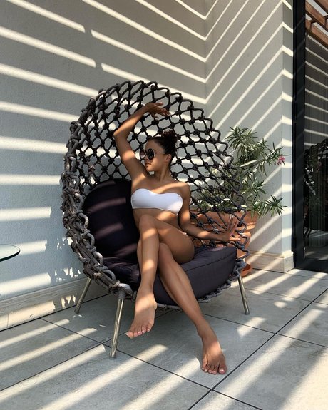 Yoana Nikolova