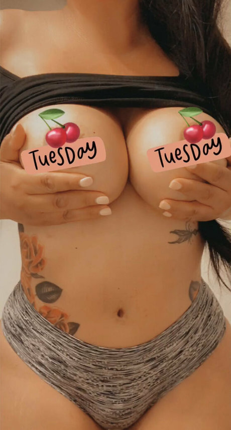 Sluttyjennaxo