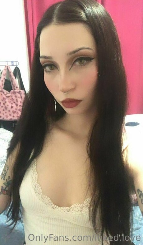 Обнаженная фотография утечки OnlyFans от Inkedlove