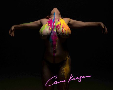 Foto desnuda filtrada de OnlyFans de Carrie Keagen