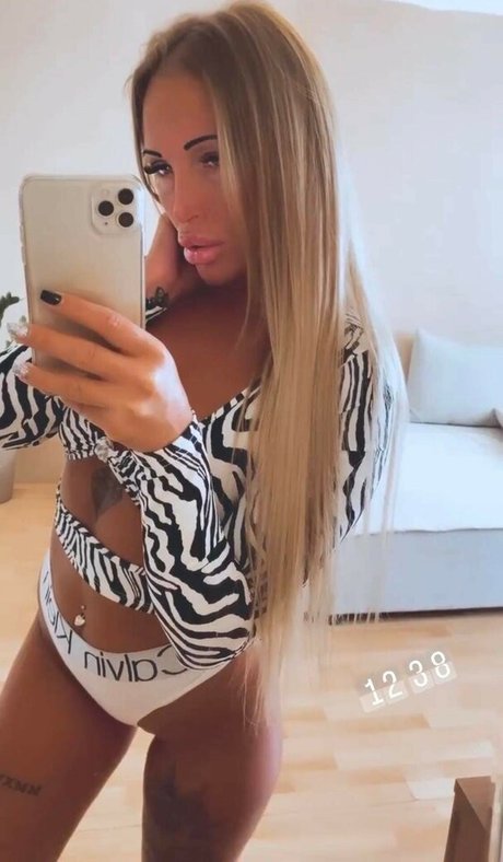 Nagie wyciekłe zdjęcie OnlyFans od Tarnoczi Dalma
