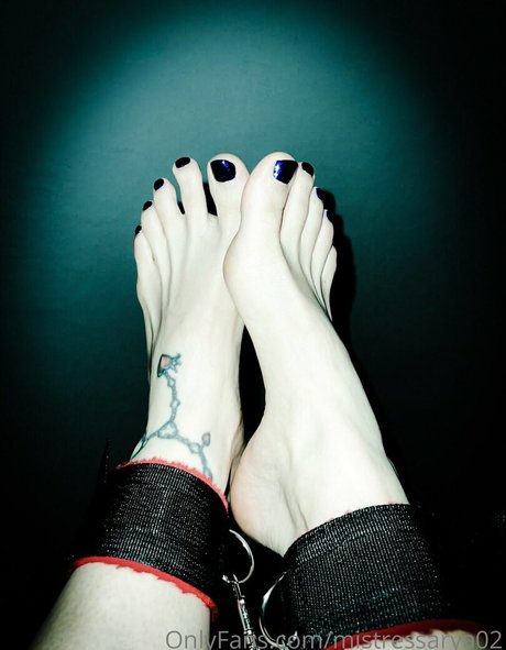 Foto di nudo di fuga di OnlyFans di Mistressarya02