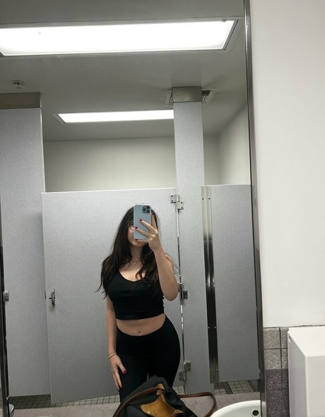 Alexandra999 OnlyFans