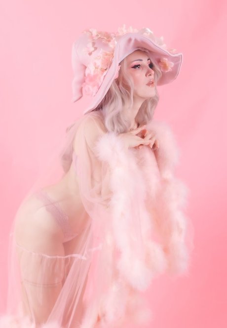 Alasti lekkinud OnlyFans-i pilt Tina Kinz