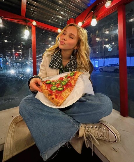 Naken läckt OnlyFans-bild av Ella Horan